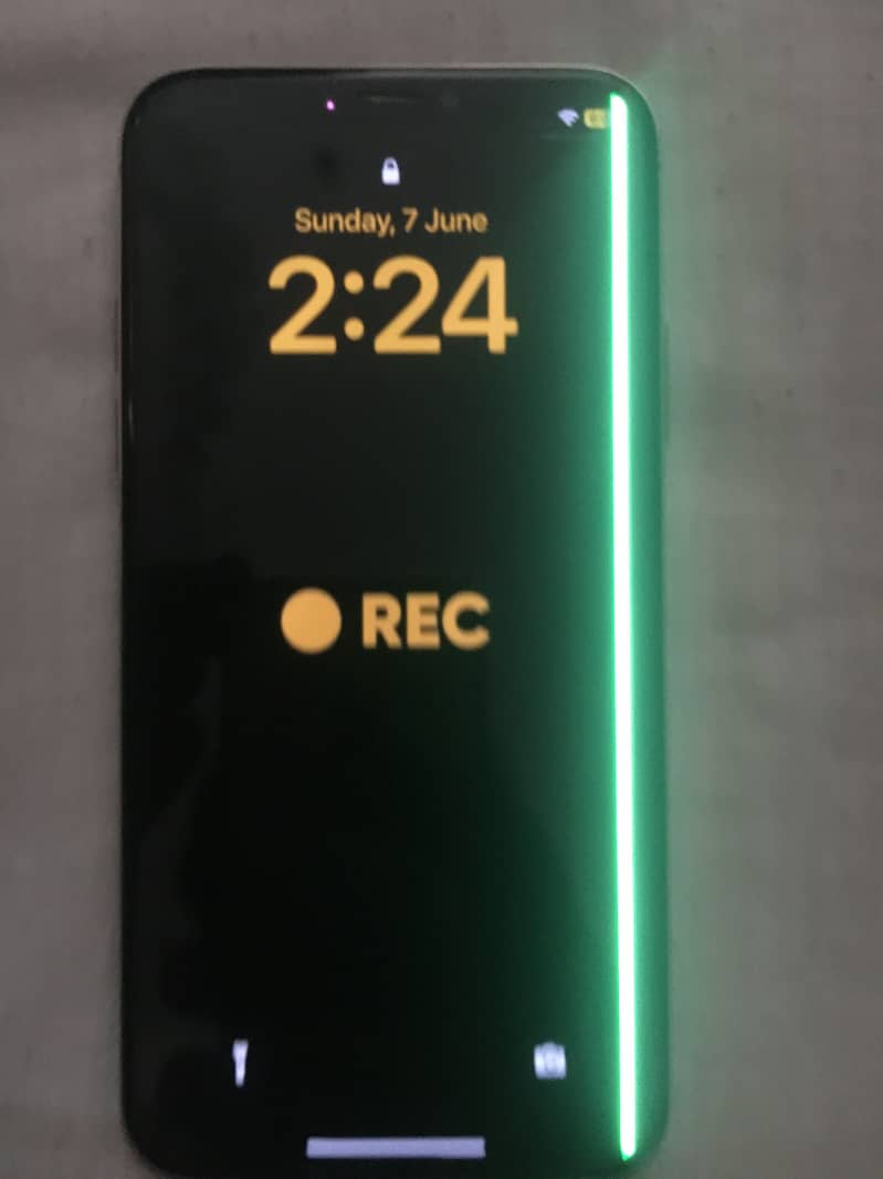 Apple iPhone X 3