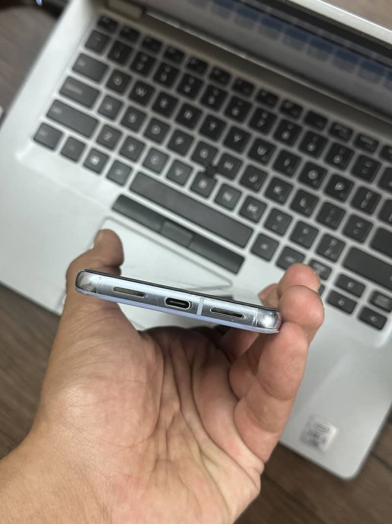 Google Pixel 8 Pro 4