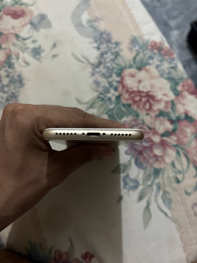 Iphone 7 4