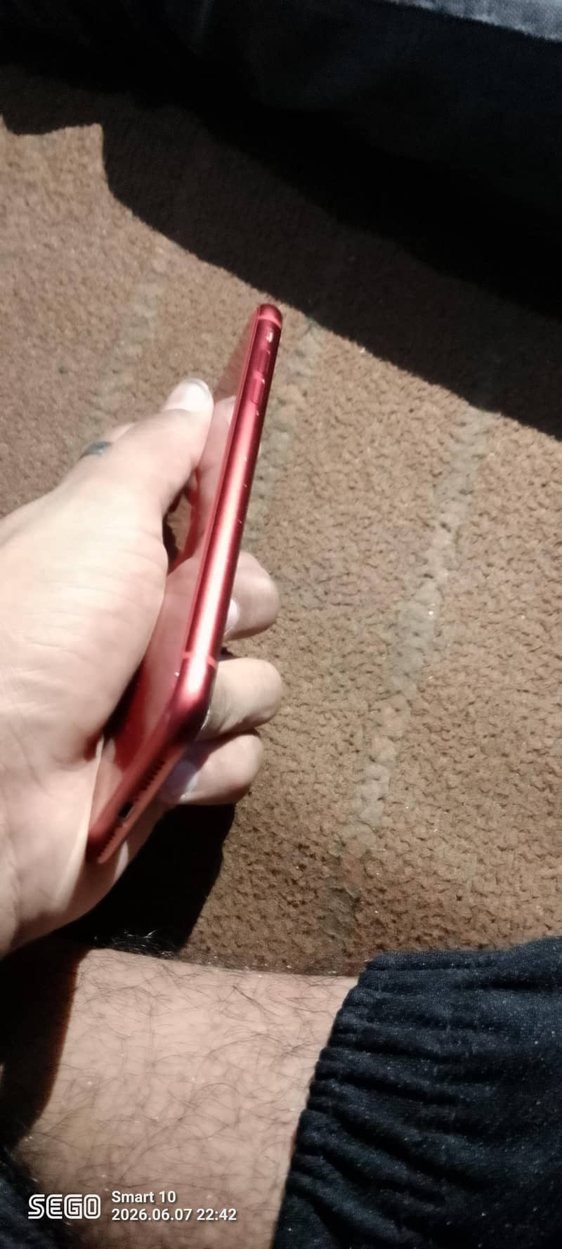Apple iPhone 11 7