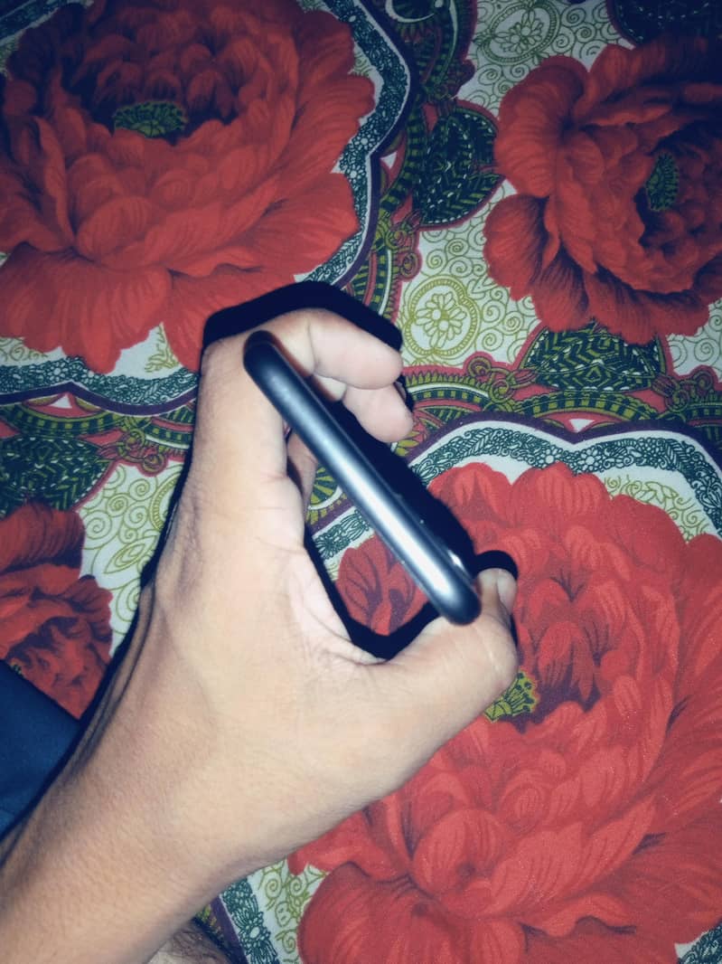 iPhone 11 2