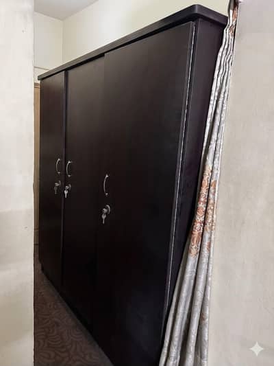 good condition wardrobe
