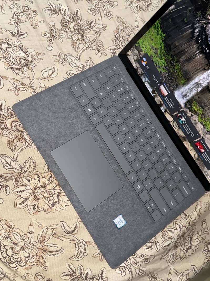 Microsoft Surface Book 3 9