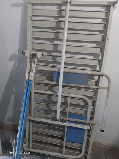 Single Patient Hospital Bed (Without Mattress) – Like New Condition