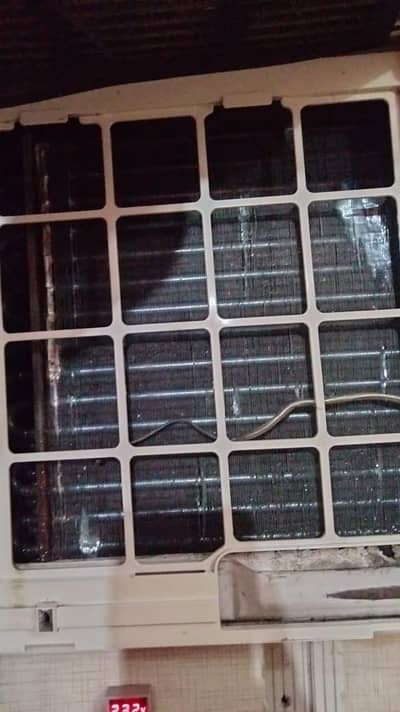Riobishi 0.75 ton window for Sale – Excellent Condition