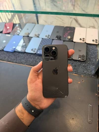 iPhone 15 Pro 256GB condition 10/10 800 Cycle count
