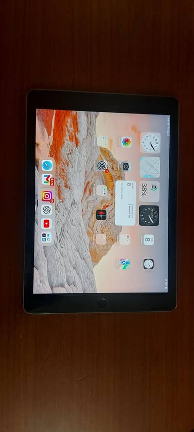 iPad 9.7 Pro 256 GB, wifi + sim