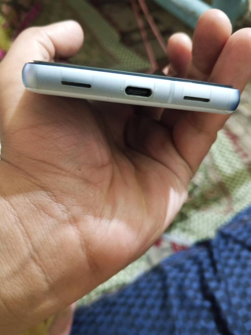 google pixel 7a 3