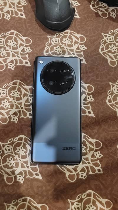 Infinix Zero 40
