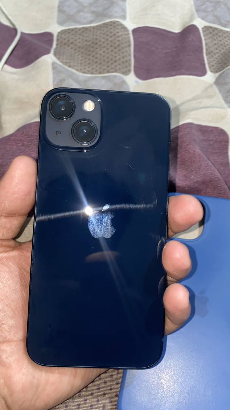 Apple iPhone 13 1