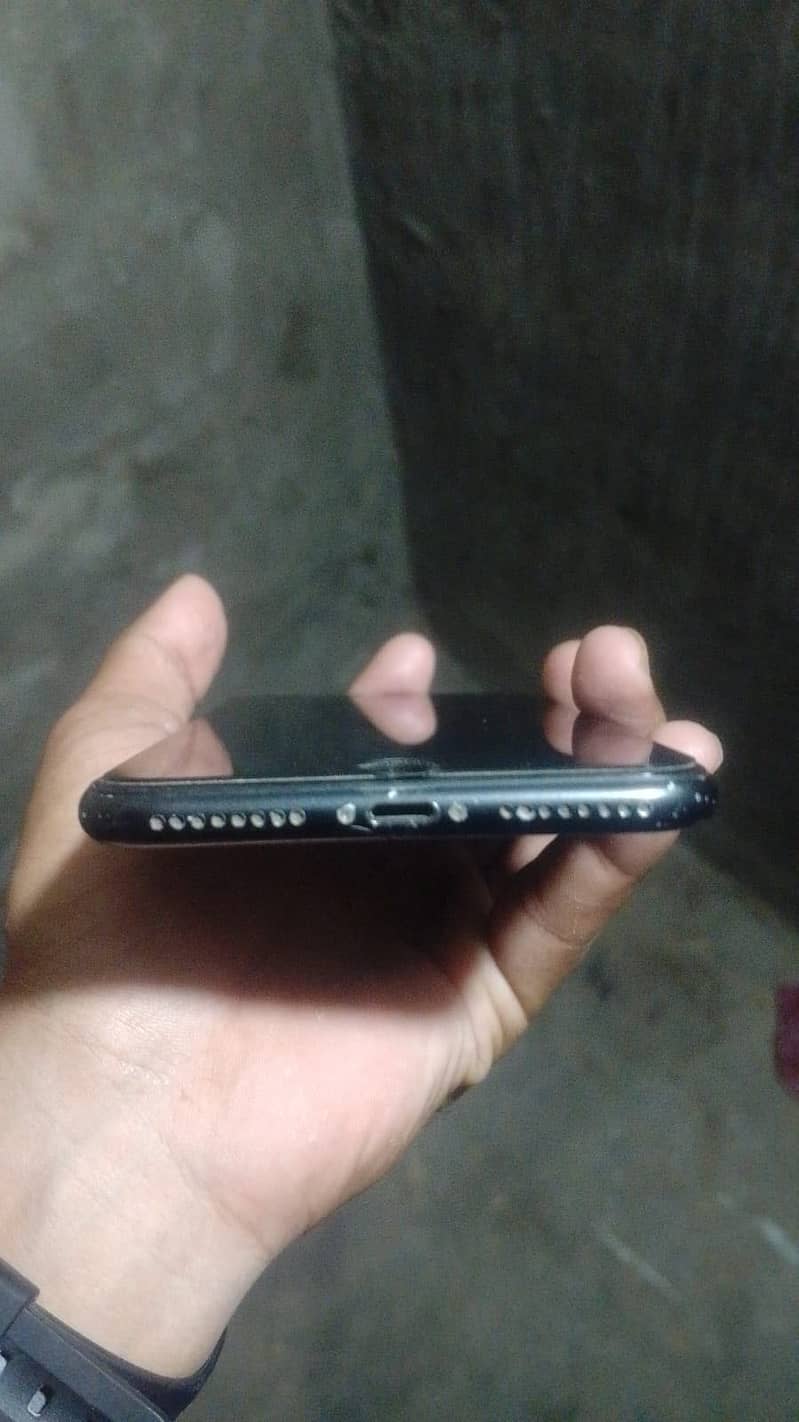 iPhone 7+ 3