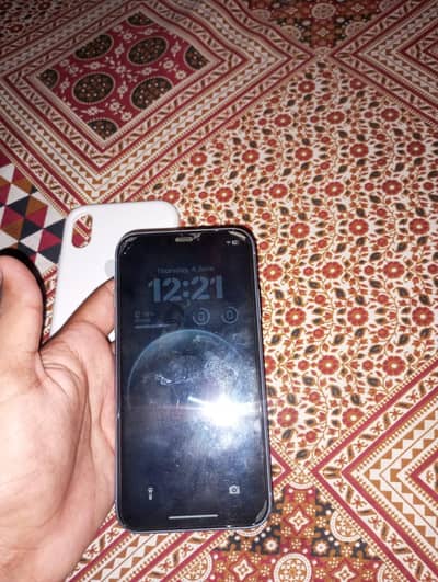 Apple iPhone XR