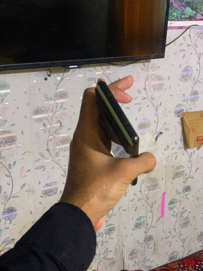 Google Pixel 6 4
