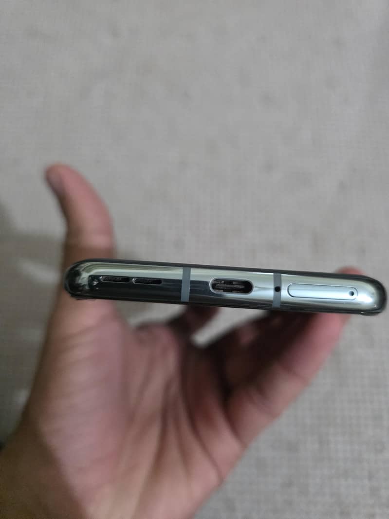 One Plus 10 Pro 1