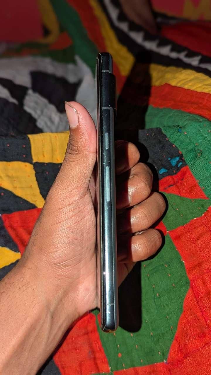 Google Pixel 7 Pro 6