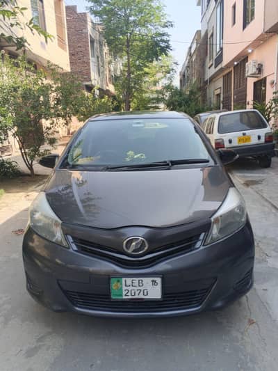 Toyota Vitz 2012/16 Excellent condition