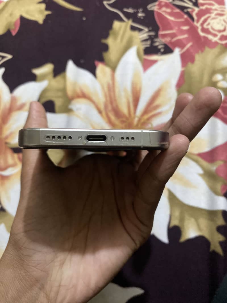 Iphone 15 pro 5