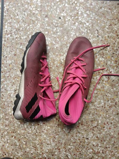 Nemesis turf football shoes grippers