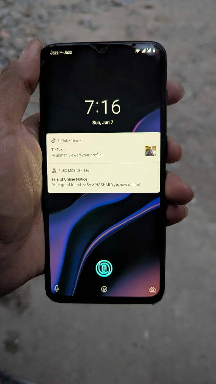 One Plus 6T 5