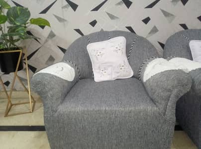 05 Seater Drawing Room Sofa Set