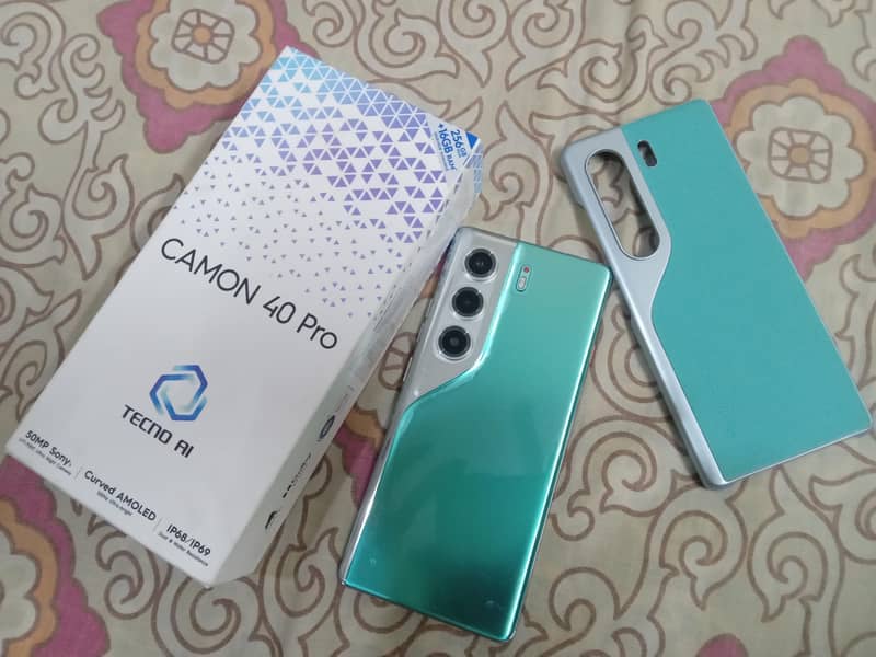 Tecno CAMON 40 Pro 0