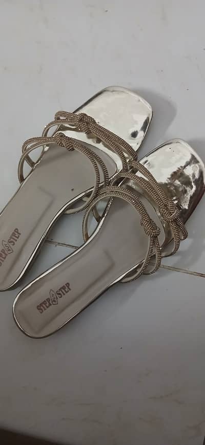 Golden wedding sandle size 40