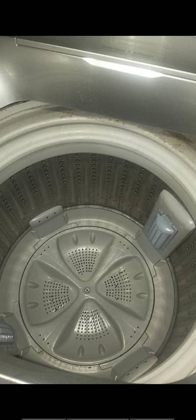 Haier hwm-90 1789 fuzzy full option used for sale big