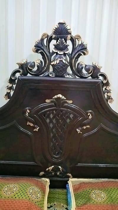 bed set side table dressing bartan almari