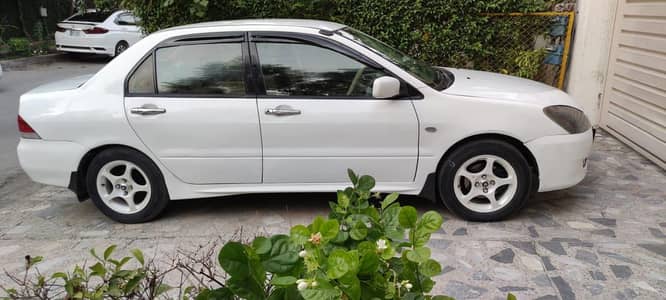 Mitsubishi Lancer 2005