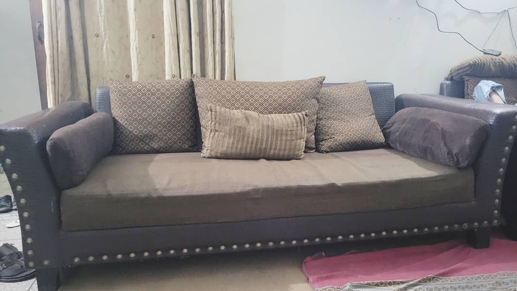 Brown Beautiful Sofas 0