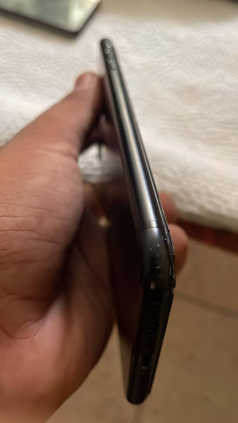 Apple iPhone 7 Plus 1