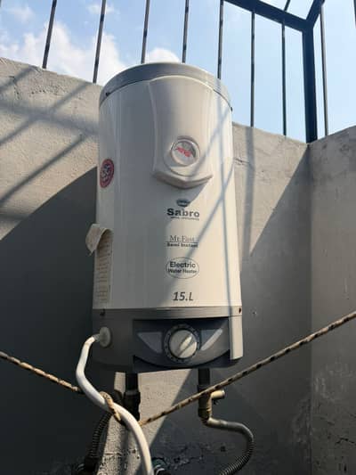 Sabro electric instant water heater