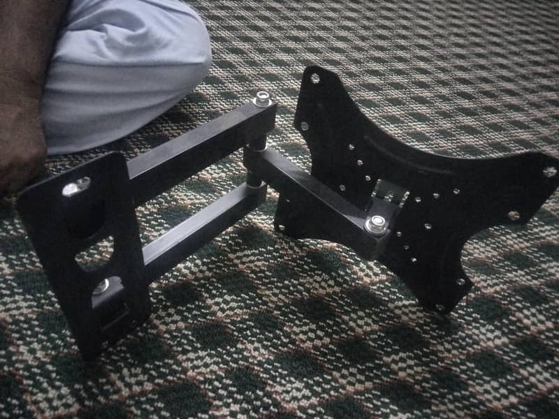 LCD/LED MOVEABLE WALL MOUNT 0