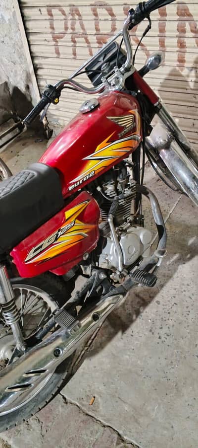 honda 125 for sale . .