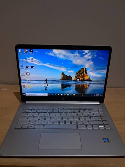 Hp laptop for sell urgent for online work best machine