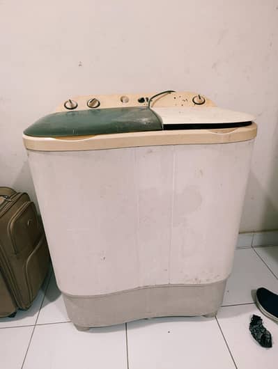 Twin Tub Washing Machine