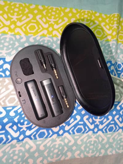BOYA WIRELESS MIC JUST BOX OPEN