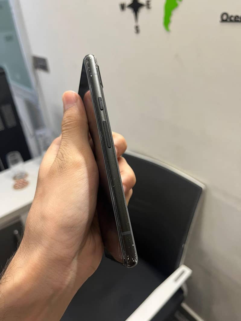 Google Pixel 6a 1