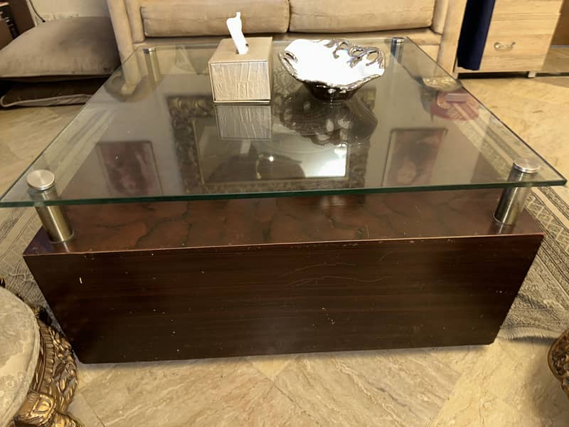 2 different Center table 2