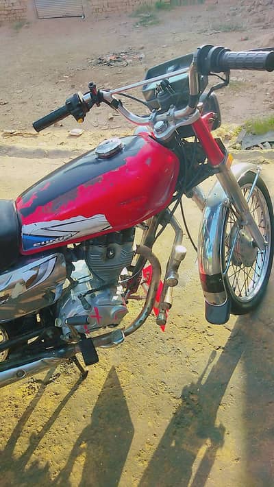 Honda 125 model 2015 urgent for sale