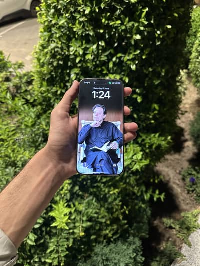 Apple iPhone 16 Pro Max
