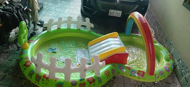 intex kids swimming pool