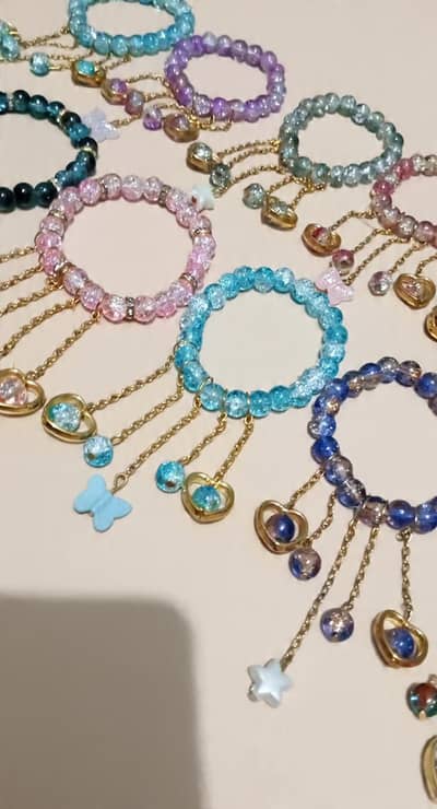 hand braclet