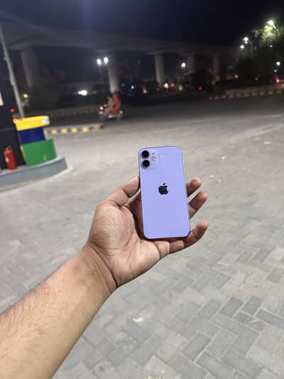 Apple iPhone 12 mini