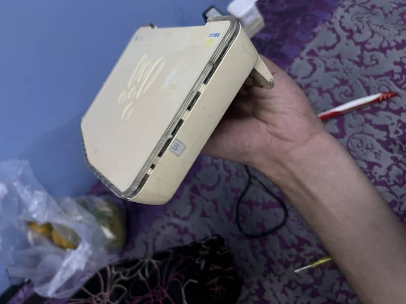 Fiber router 8