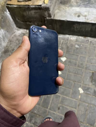 Apple iPhone SE