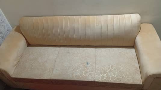 Naya sofa set for sale