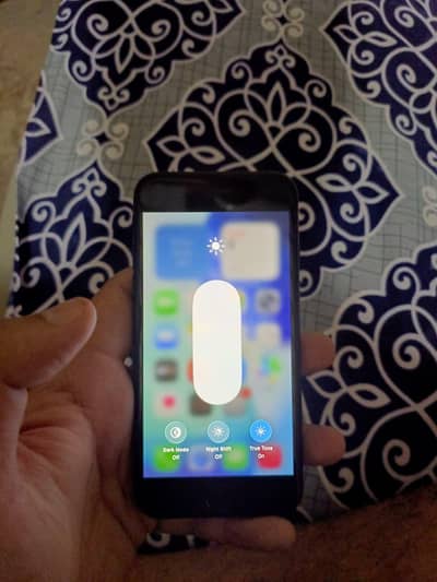 iPhone SE 2022