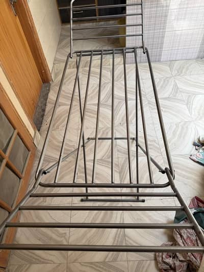 Cloth drying stand