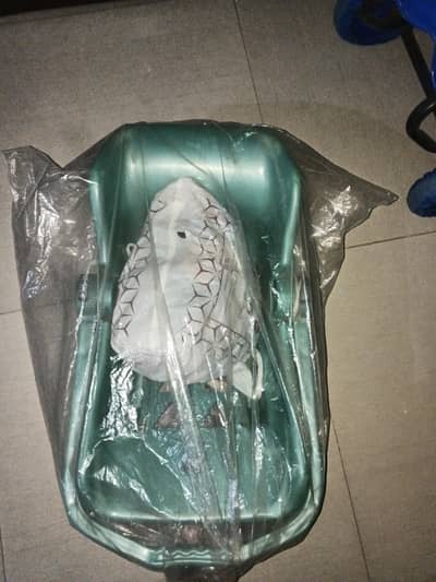 Baby cot for sale